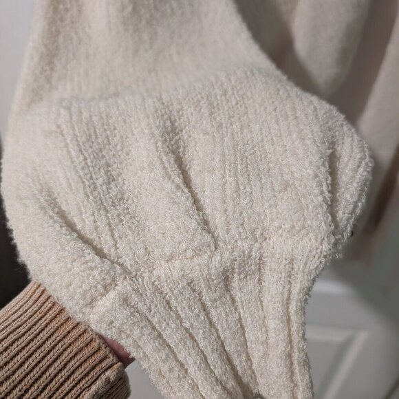 NWT ASTR The Label | Denali Sweater In Cream - Picture 5 of 10